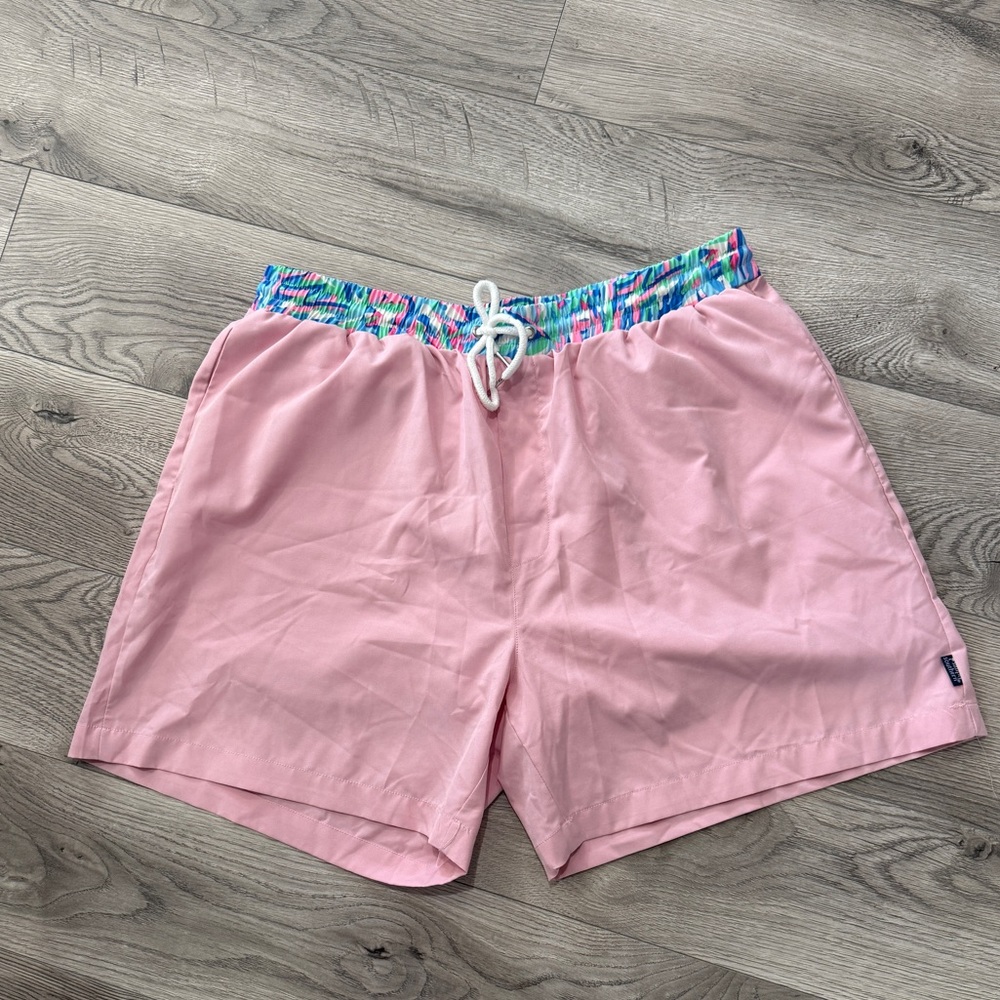 Simply Southern Pink Swim Trunks with‎ Colorful Waistband size Large